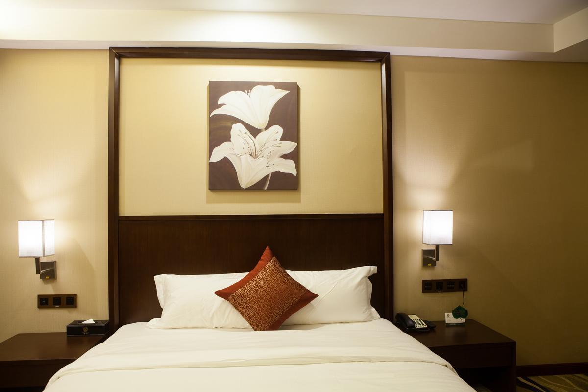 Guangzhou Wan Ao Hotel Plaza Limited Airport Express Hotel Room photo