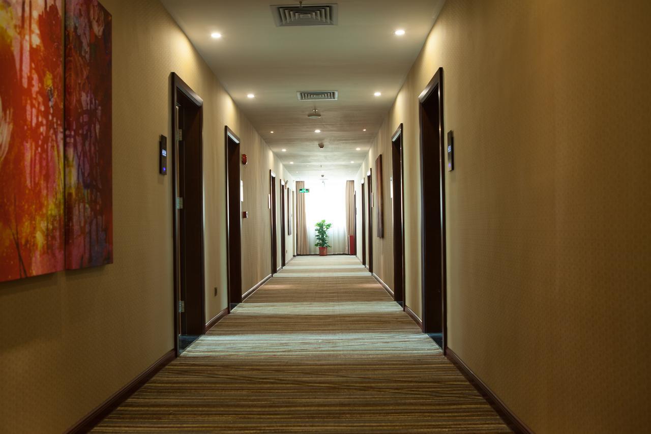 Guangzhou Wan Ao Hotel Plaza Limited Airport Express Hotel Exterior photo